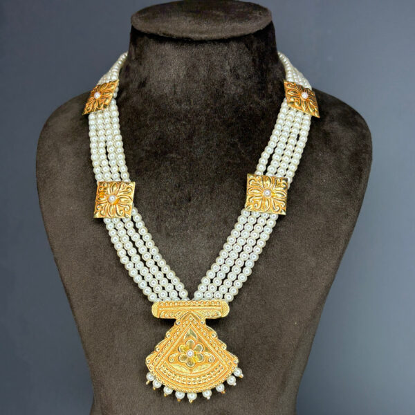 CRYSTAL RANI HAAR - Image 2
