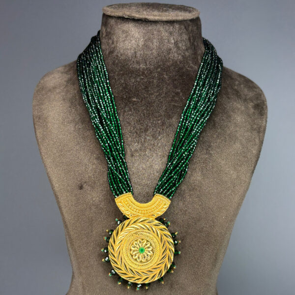 CRYSTAL RANI HAAR - Image 2