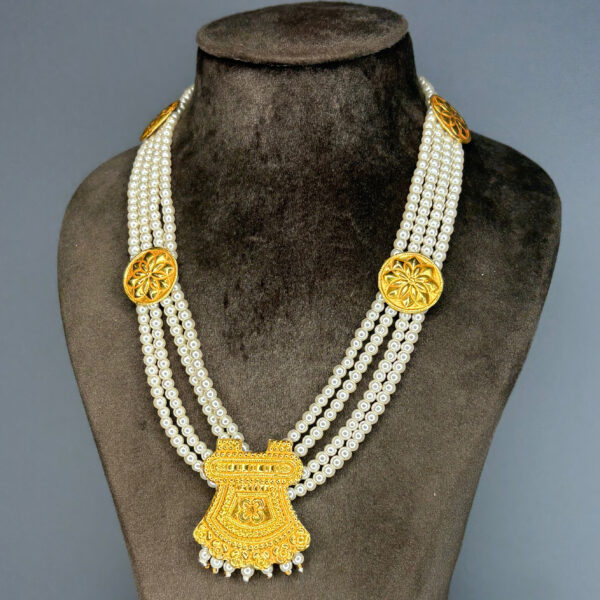 CRYSTAL RANI HAAR - Image 2
