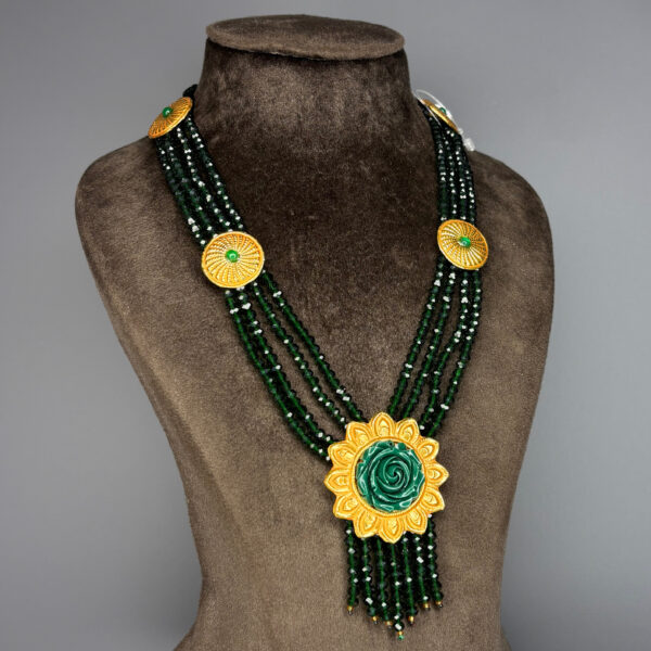 CRYSTAL RANI HAAR - Image 2