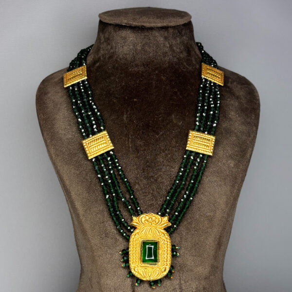 CRYSTAL RANI HAAR - Image 2