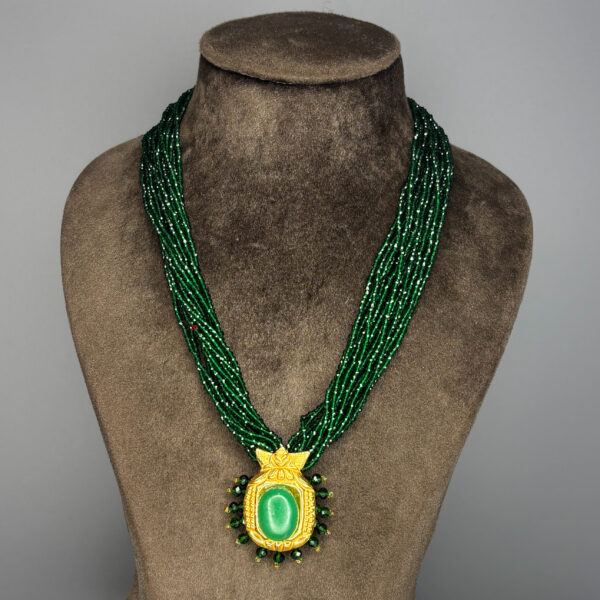 CRYSTAL RANI HAAR - Image 2