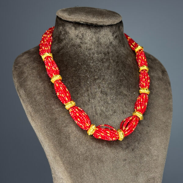 CRYSTAL HAAR - Image 2