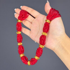 CRYSTAL HAAR