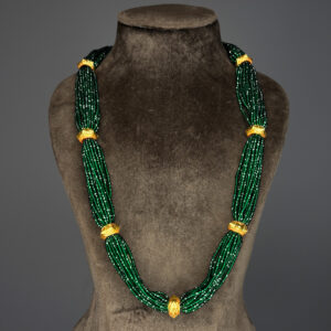 CRYSTAL HAAR