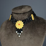 CRYSTAL HAAR - Image 2