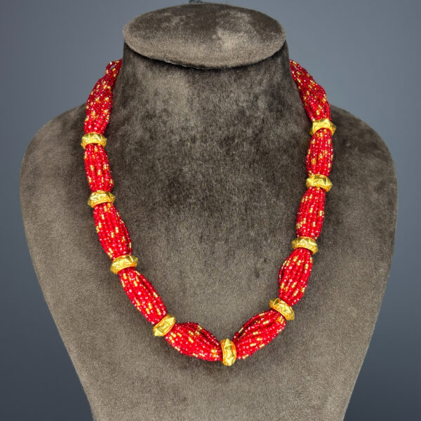 CRYSTAL HAAR - Image 2