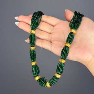 CRYSTAL HAAR