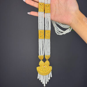 CRYSTAL HAAR