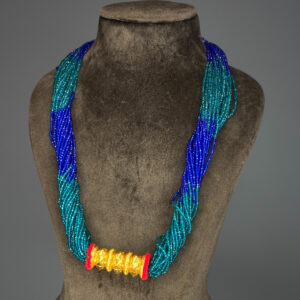 CRYSTAL HAAR