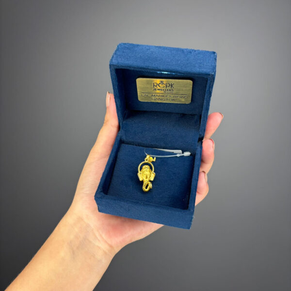 GOLD PENDENT - Image 2
