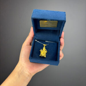 GOLD PENDENT