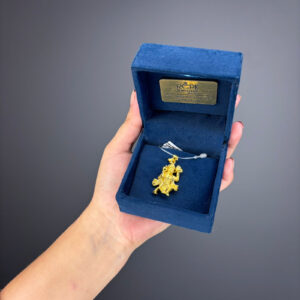 GOLD PENDENT