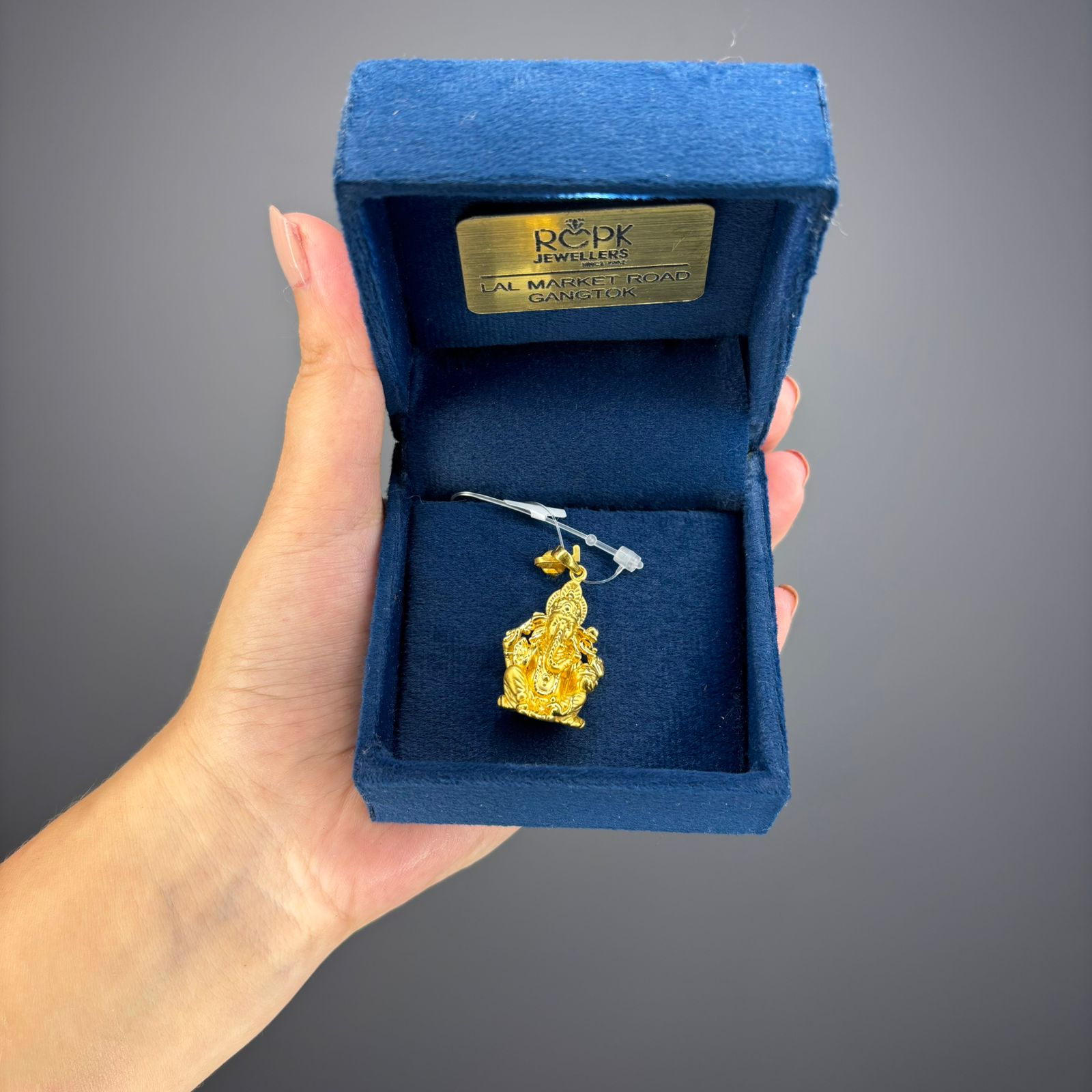 PENDENT ( 24KT GOLD)