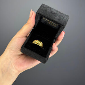 GOLD RING