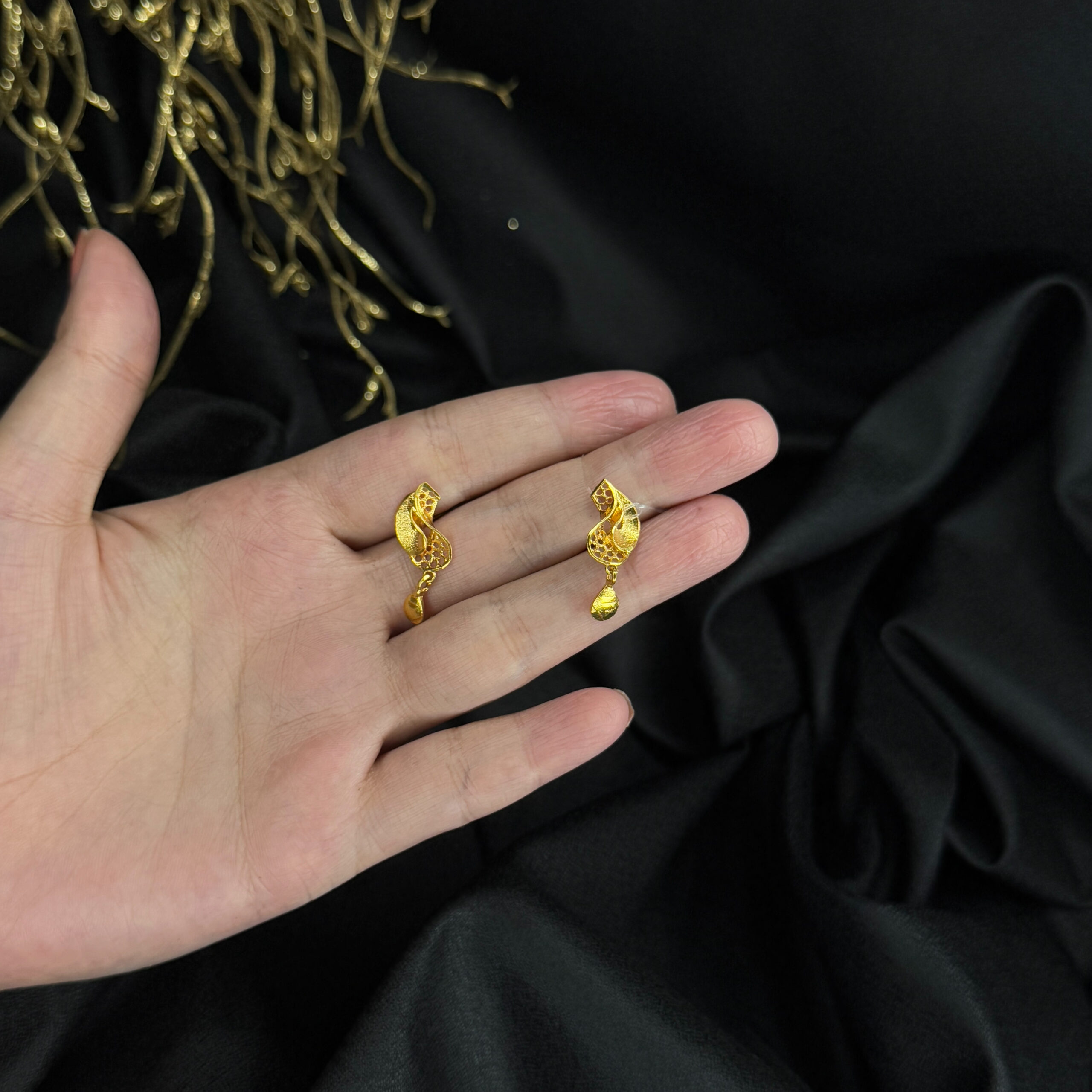 IMG_7062 GOLD EARRINGS - Image 1