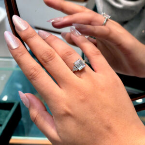 SILVER RING