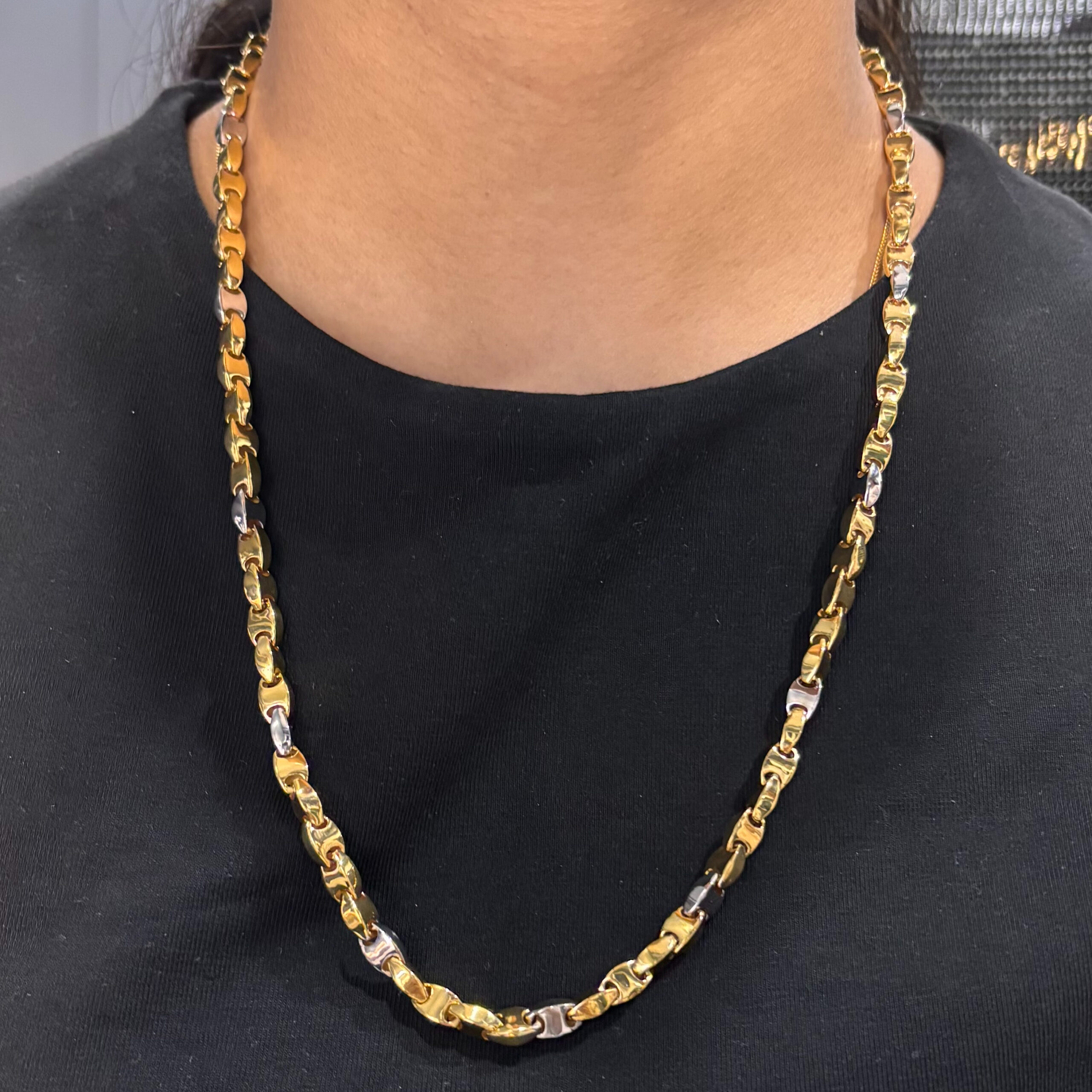 IMG_2867 9KT CHAIN - Image 1
