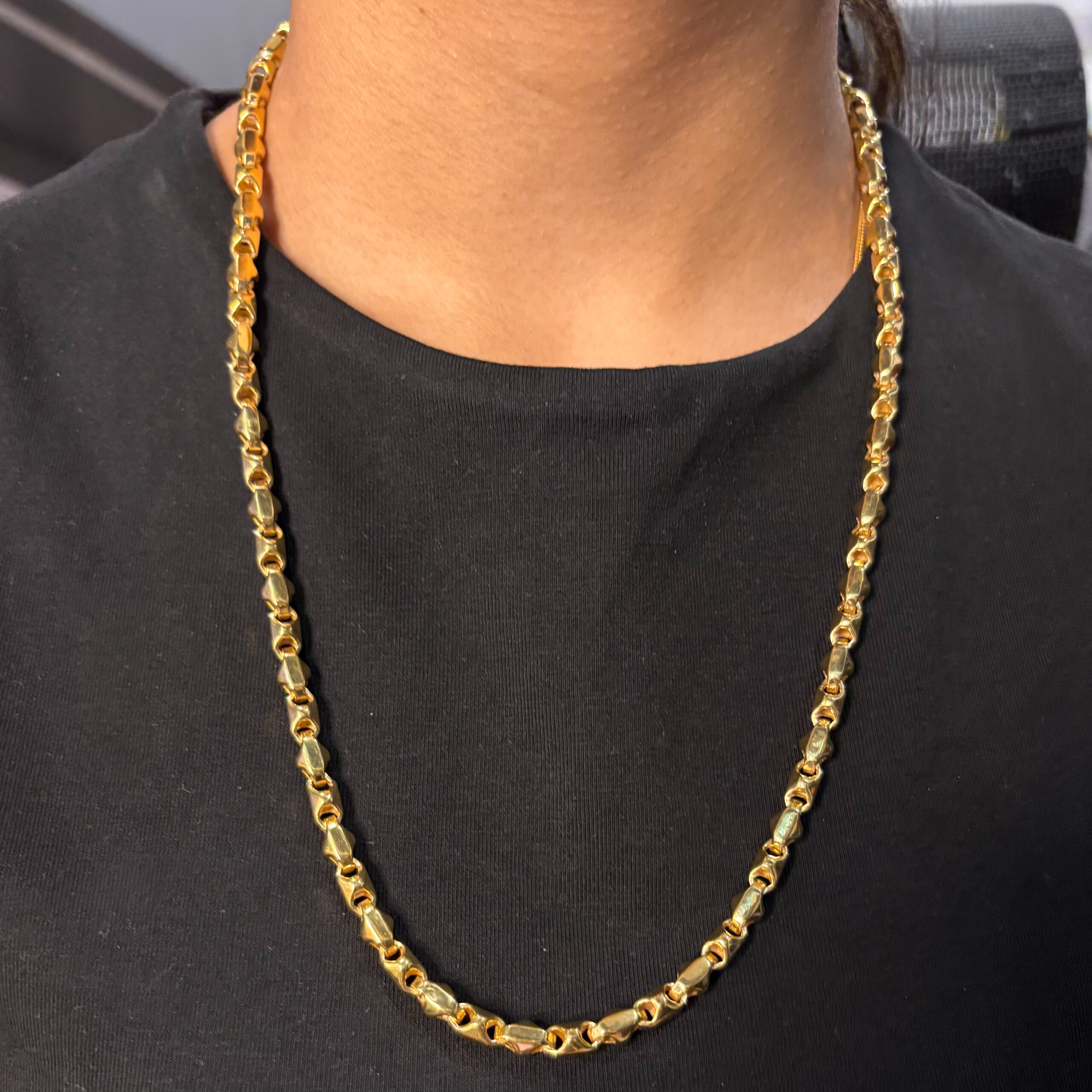IMG_2877 9KT CHAIN - Image 1