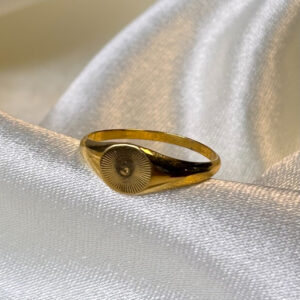 9KT RING