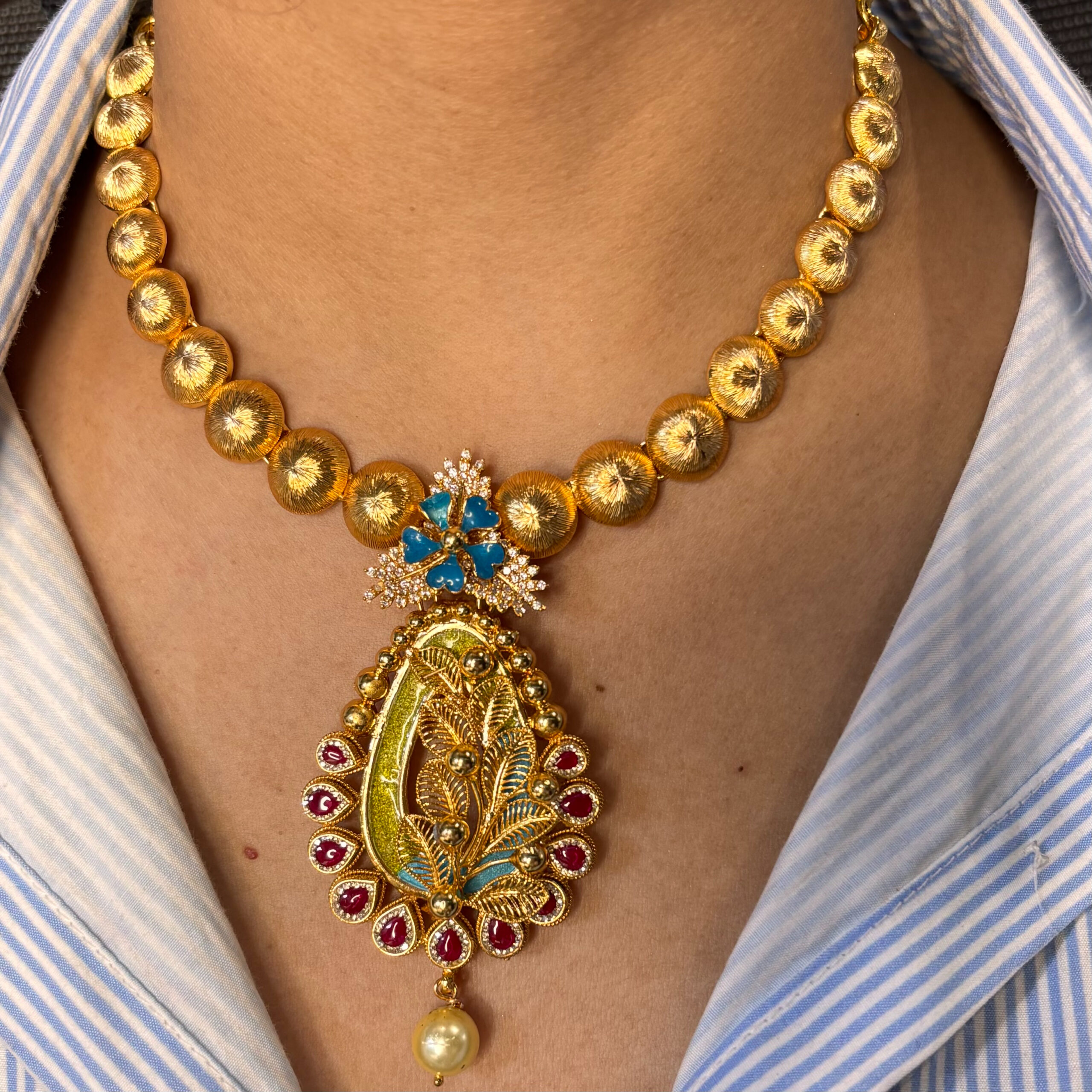 IMG_4343 SILVER NECKLACE- GOLD PLATED - Image 1