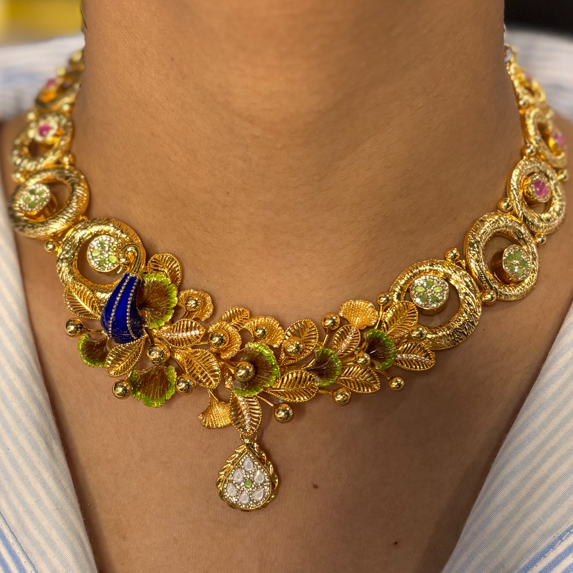 IMG_4359 SILVER NECKLACE- GOLD PLATED - Image 1