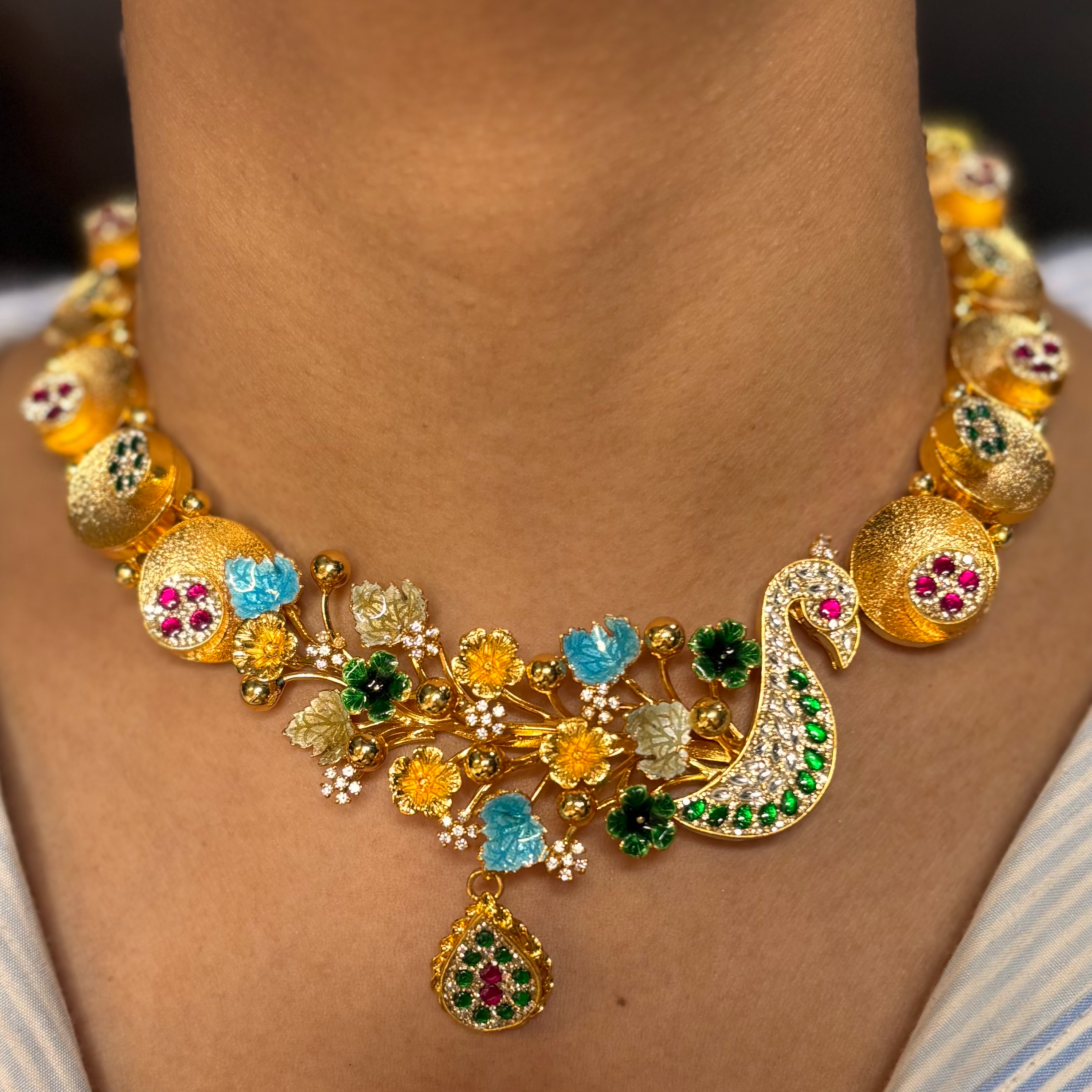 IMG_4398 SILVER NECKLACE- GOLD PLATED - Image 1