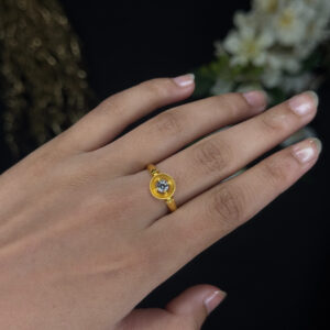 LADIES RING ( 9KT GOLD)