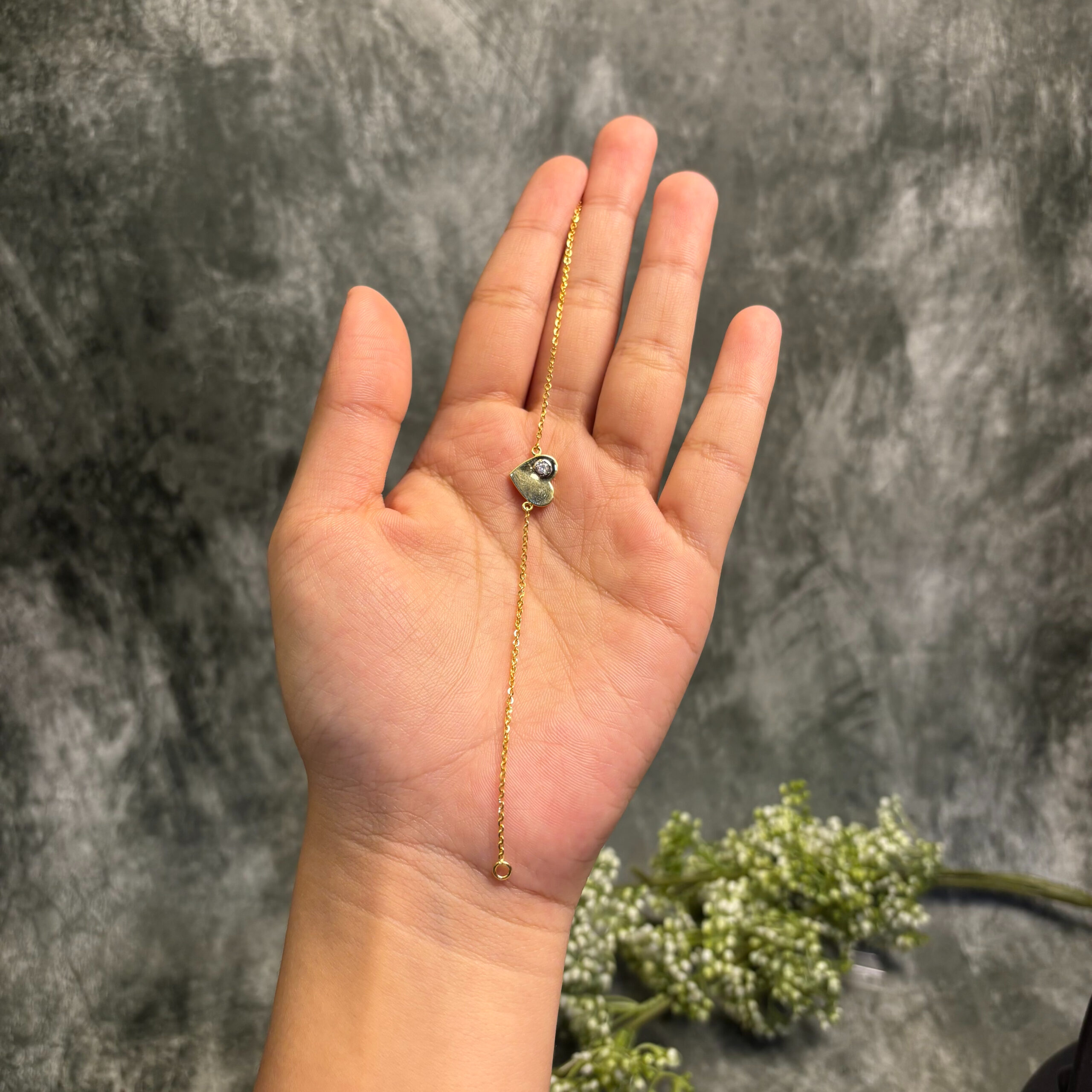 BRACELET ( 18KT GOLD)