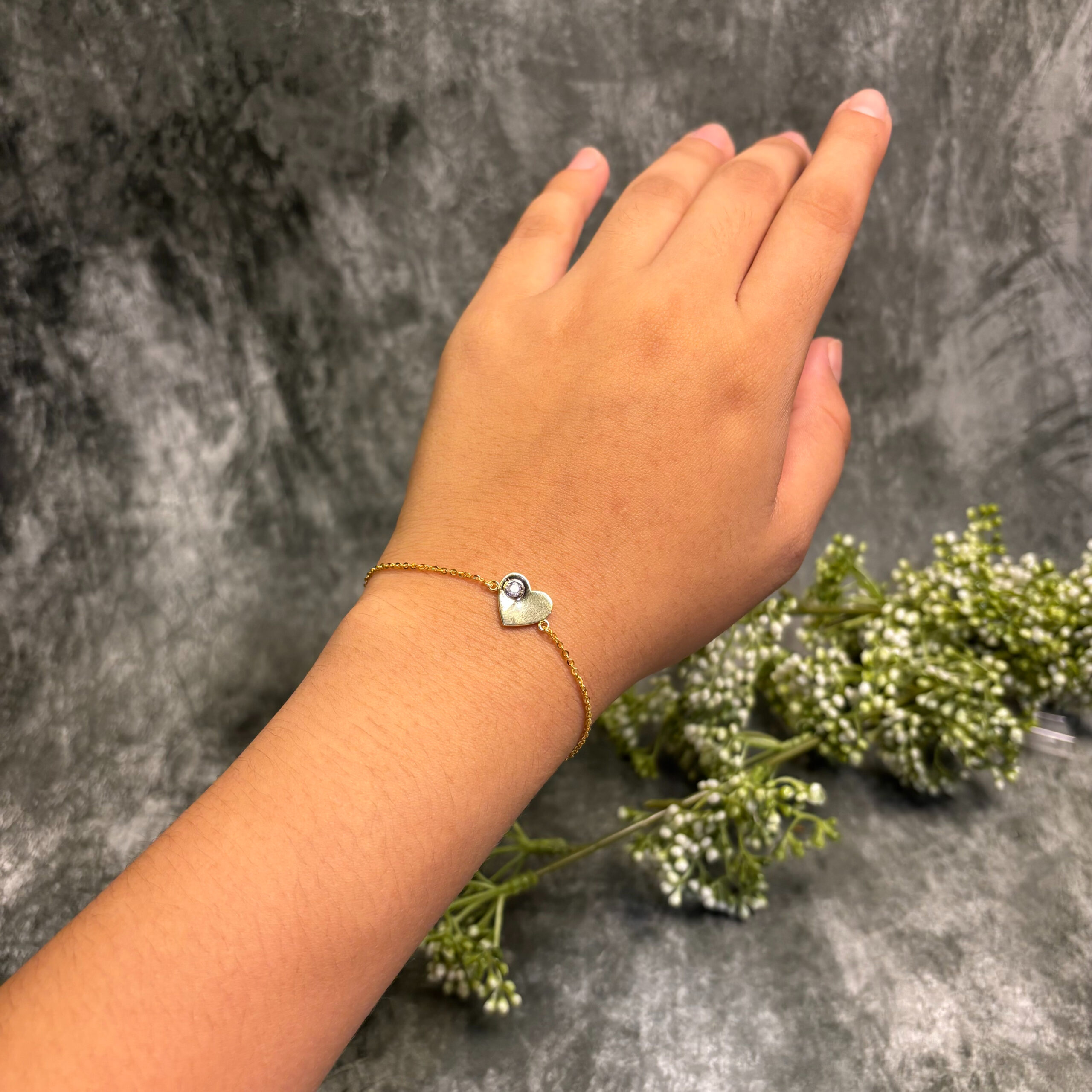 BRACELET ( 18KT GOLD)