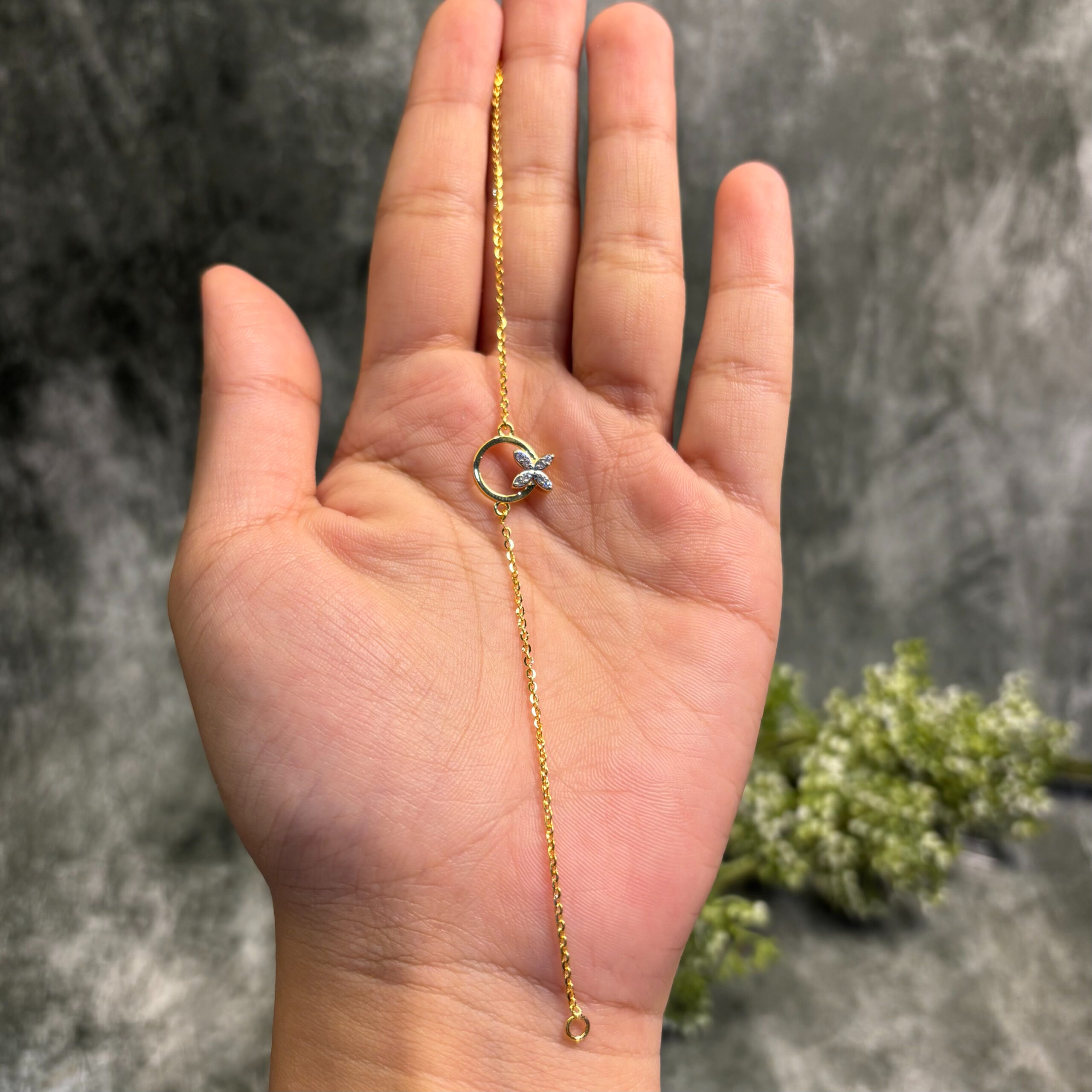 BRACELET ( 18KT GOLD)