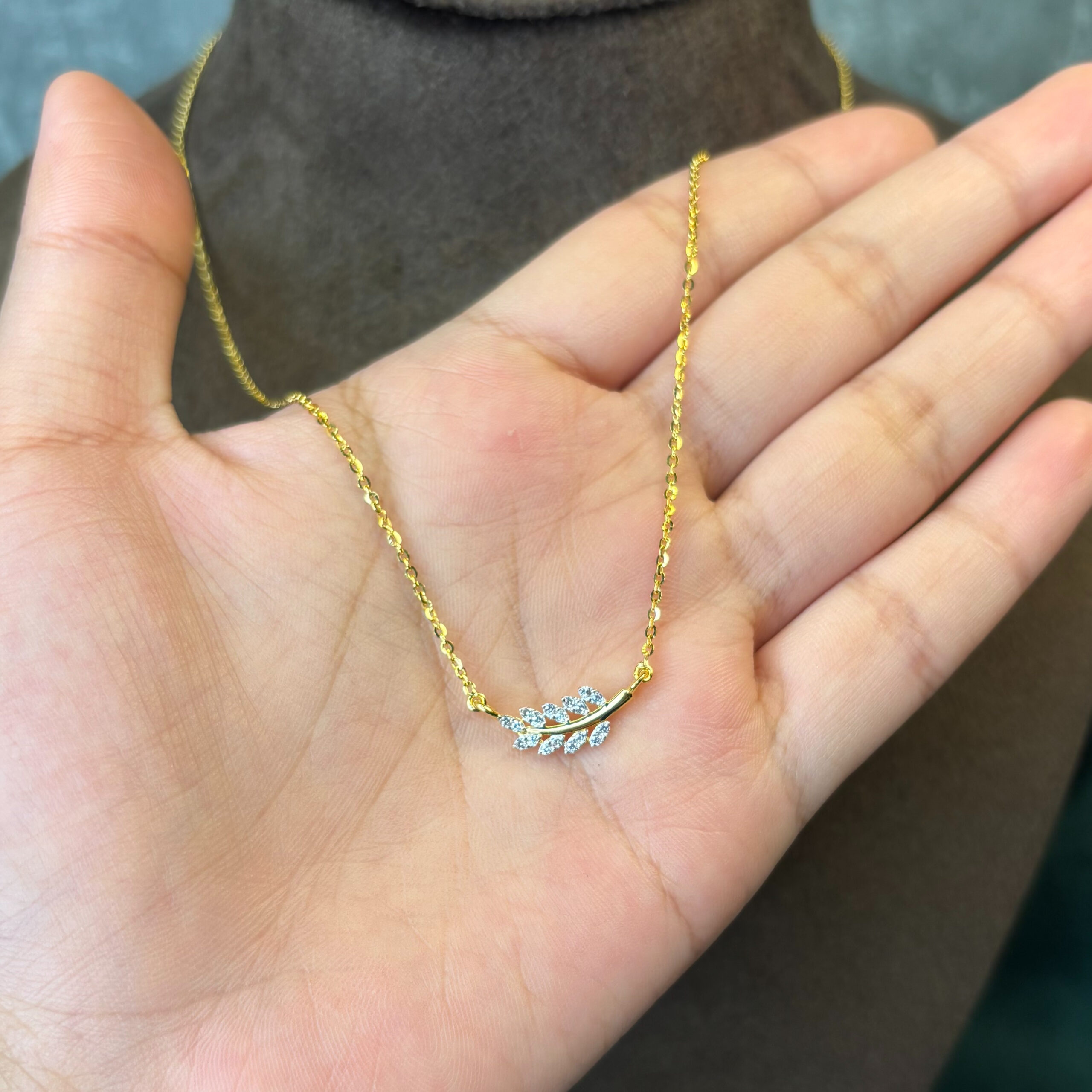 LADIES CHAIN ( 18KT GOLD)