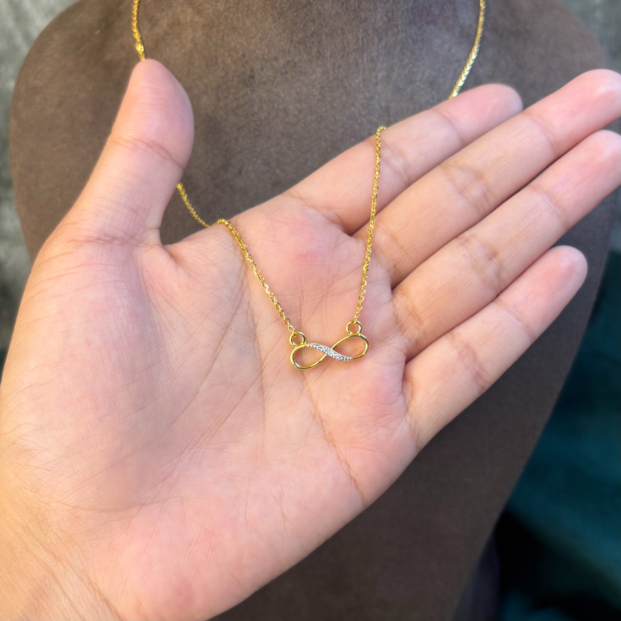 LADIES CHAIN ( 18KT GOLD)