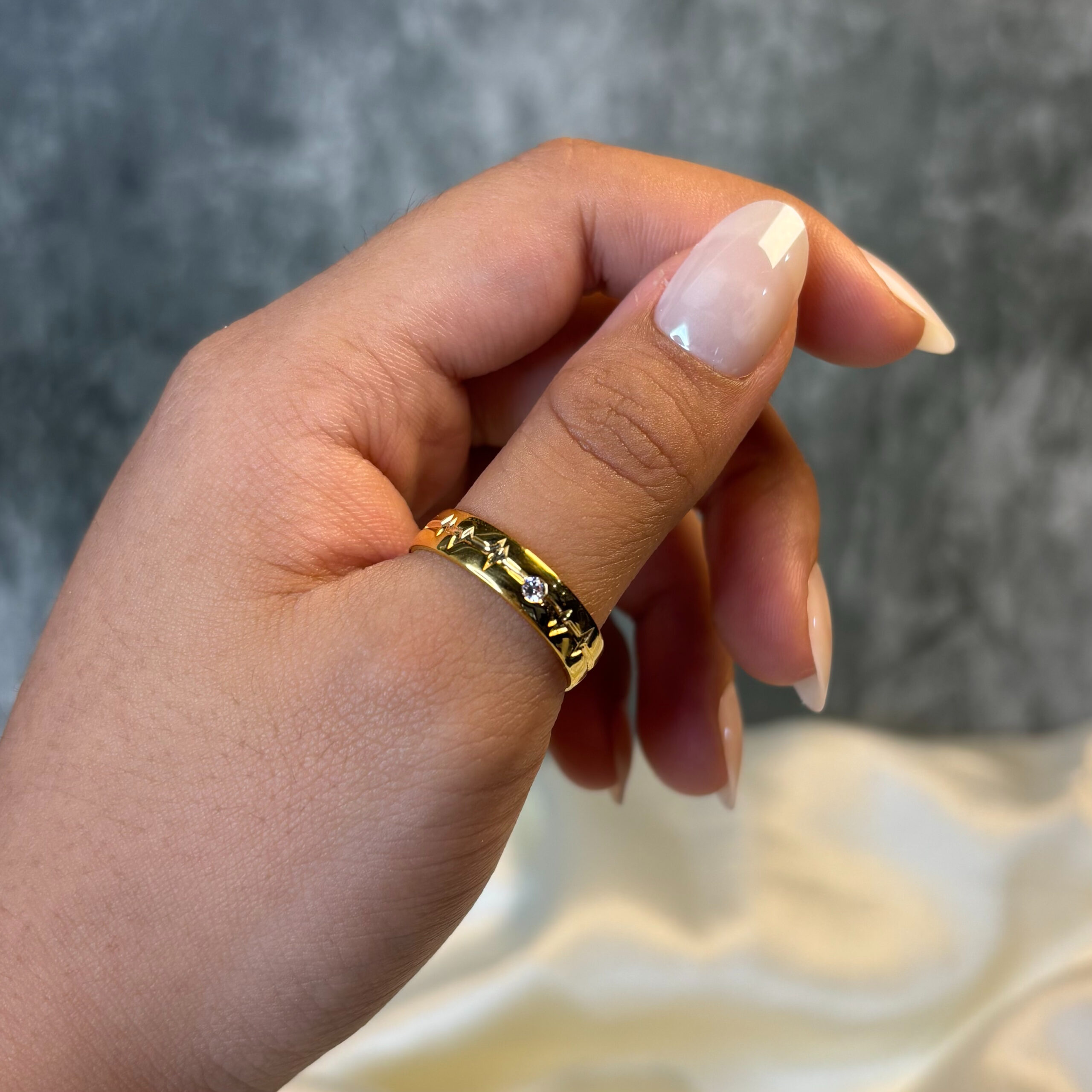 MEN'S RING ( 22KT GOLD)