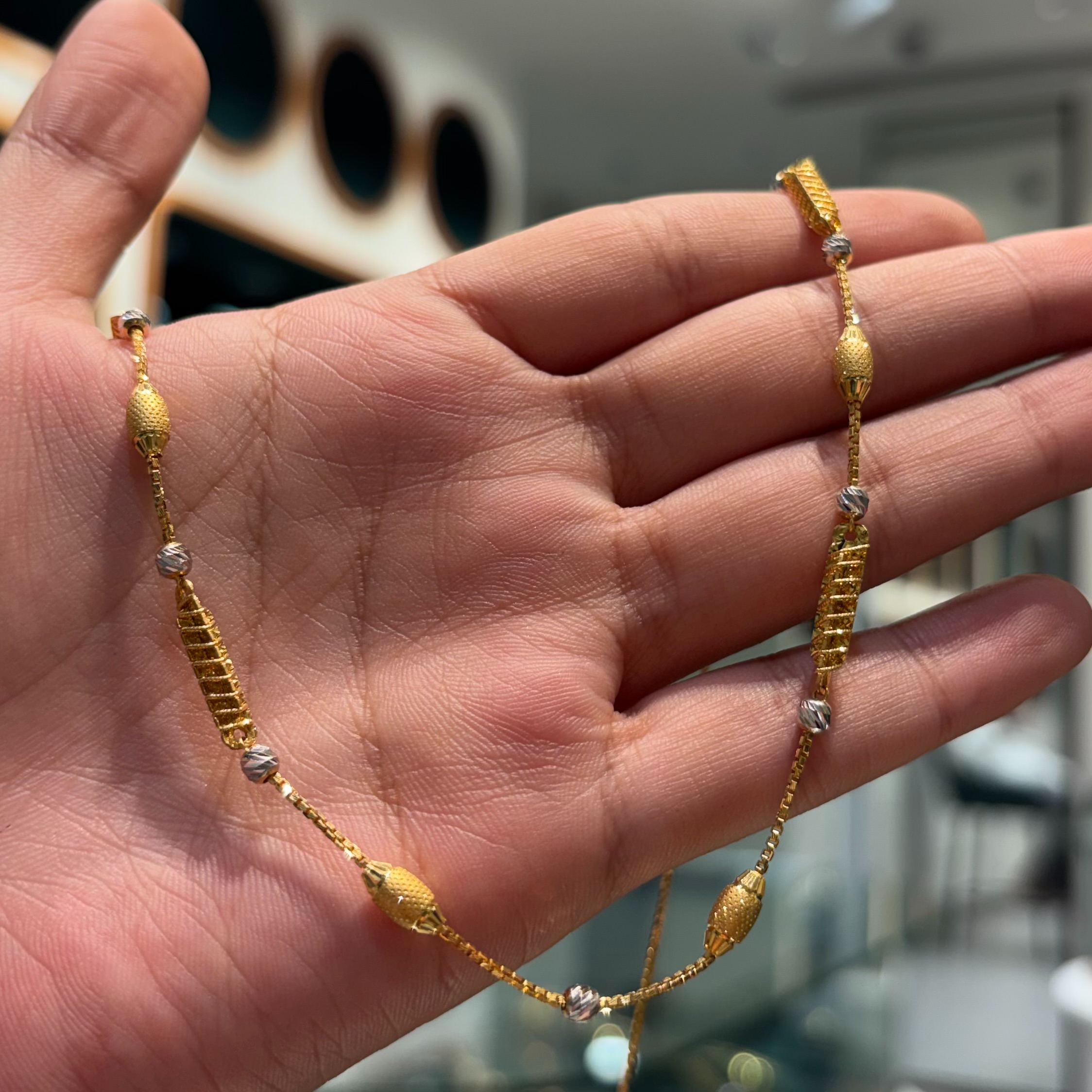 CHAIN ( 22KT GOLD)