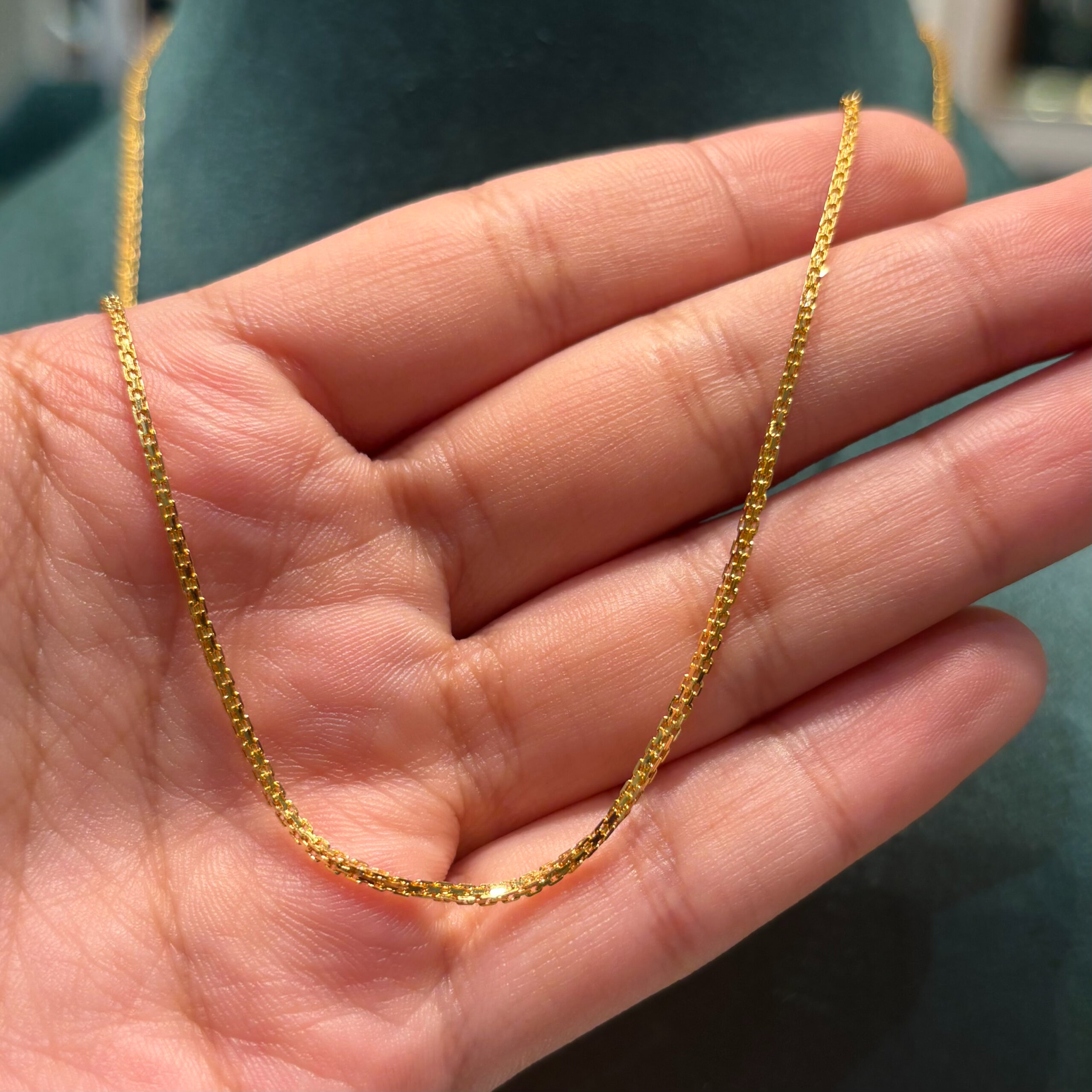 CHAIN ( 22KT GOLD)