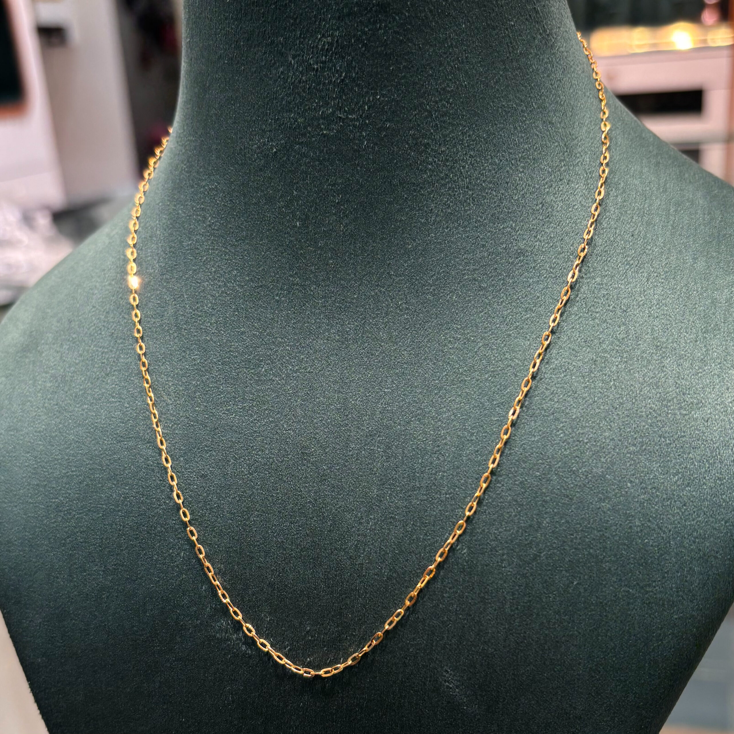 CHAIN ( 18KT GOLD)