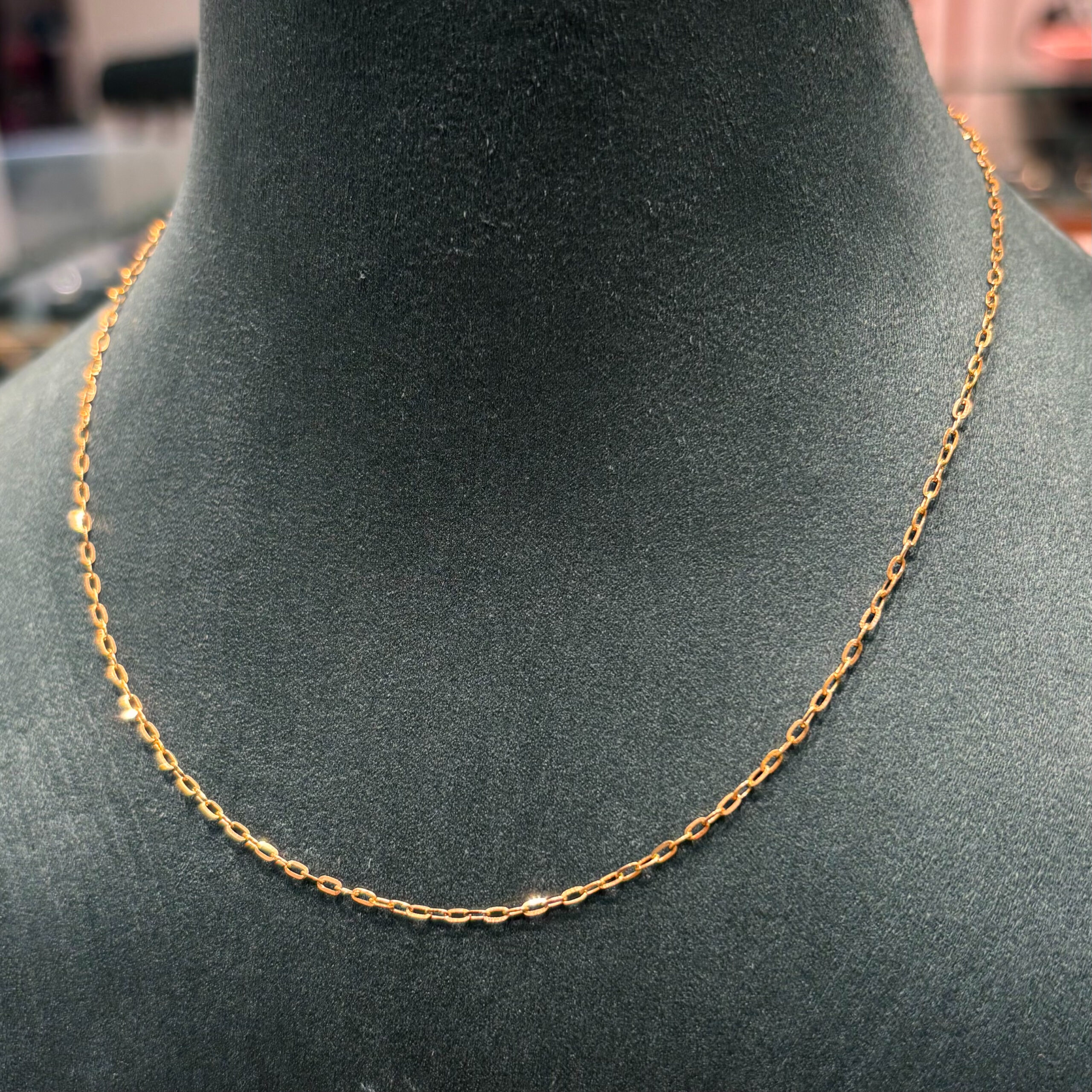 CHAIN ( 18KT GOLD)