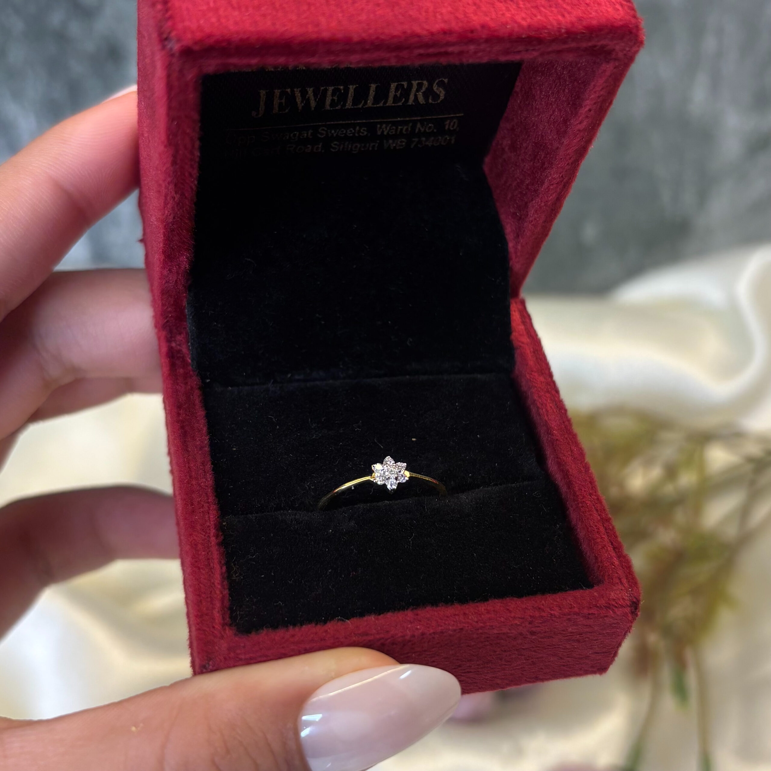 DIAMOND RING ( 9KT GOLD)