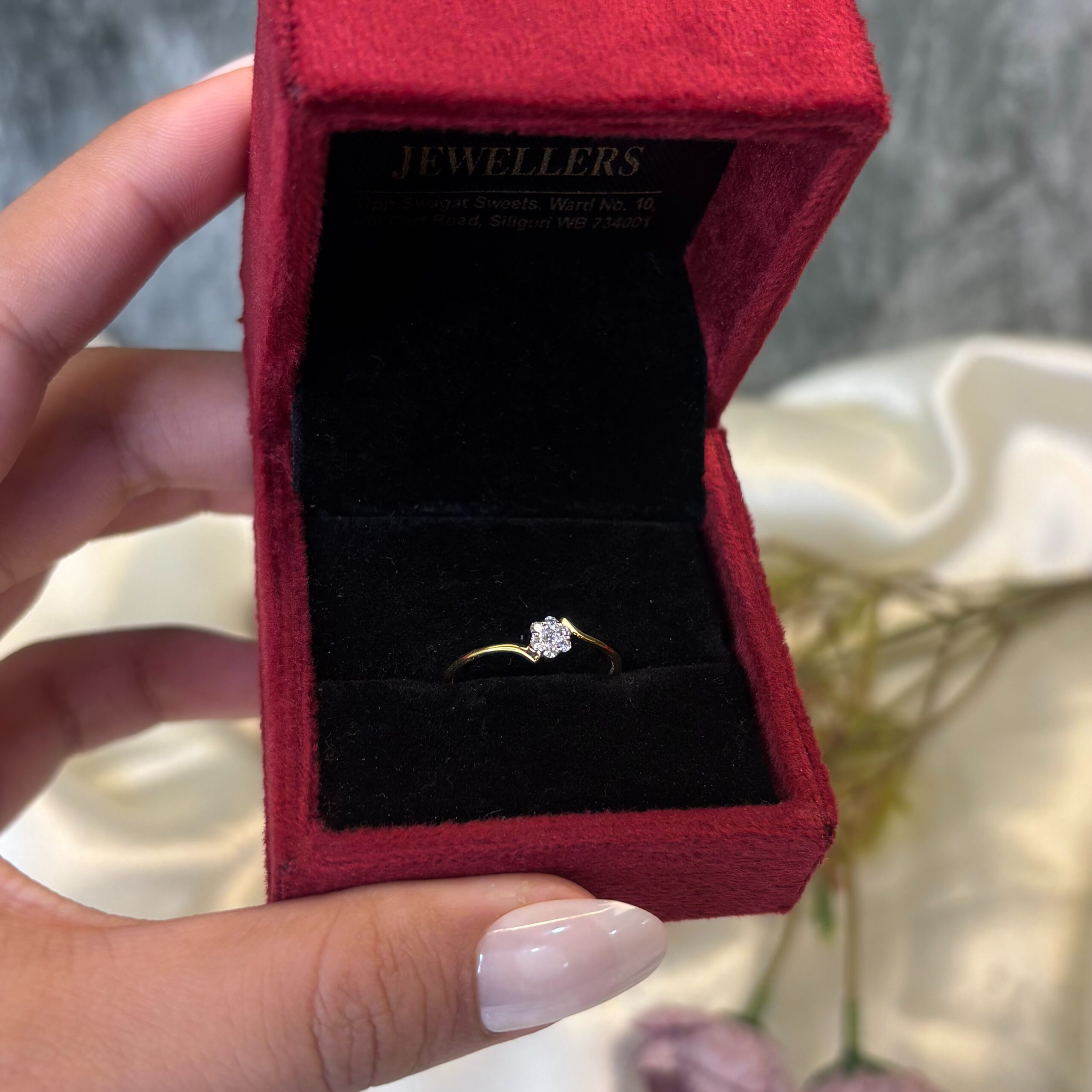 DIAMOND RING ( 9KT GOLD)