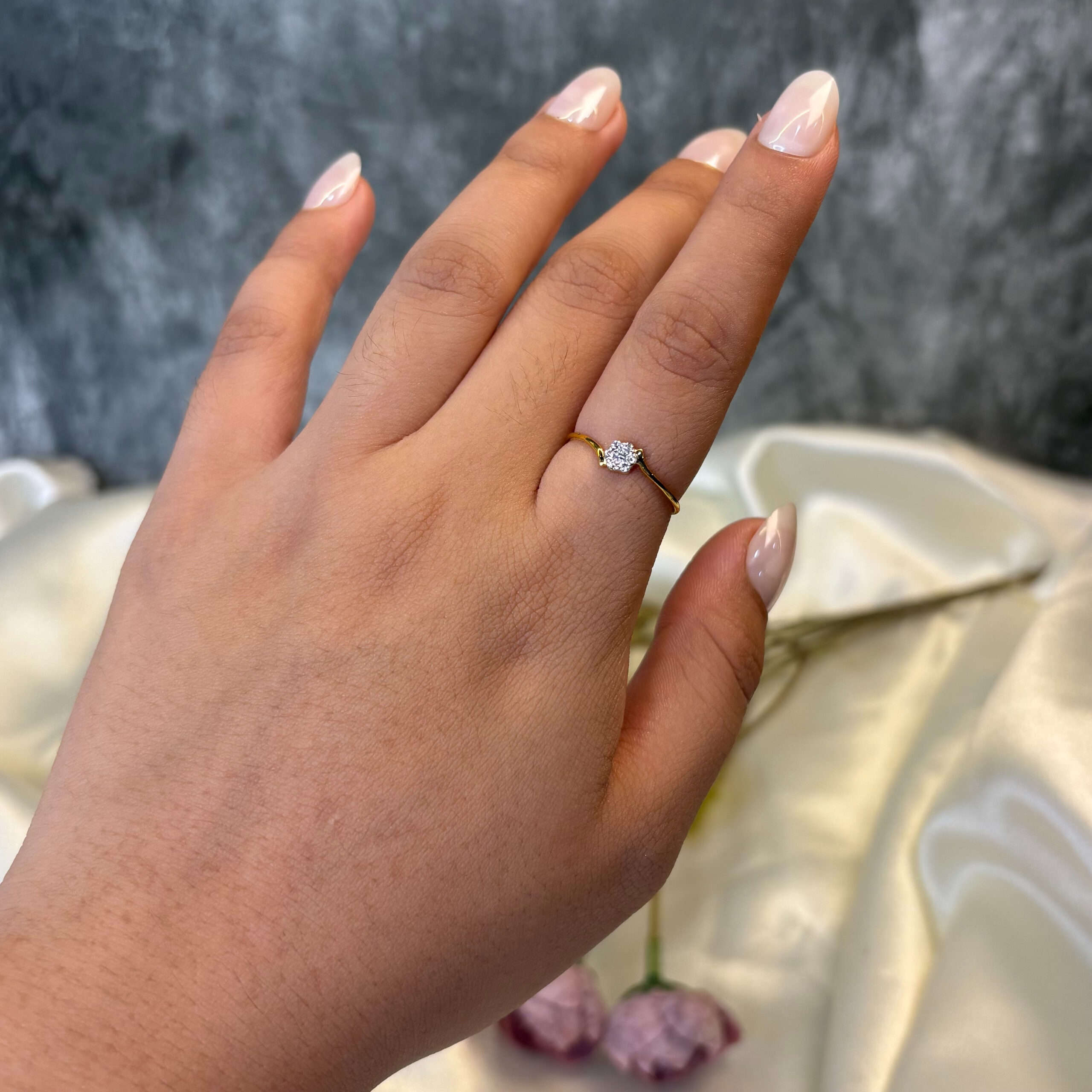 DIAMOND RING ( 9KT GOLD)