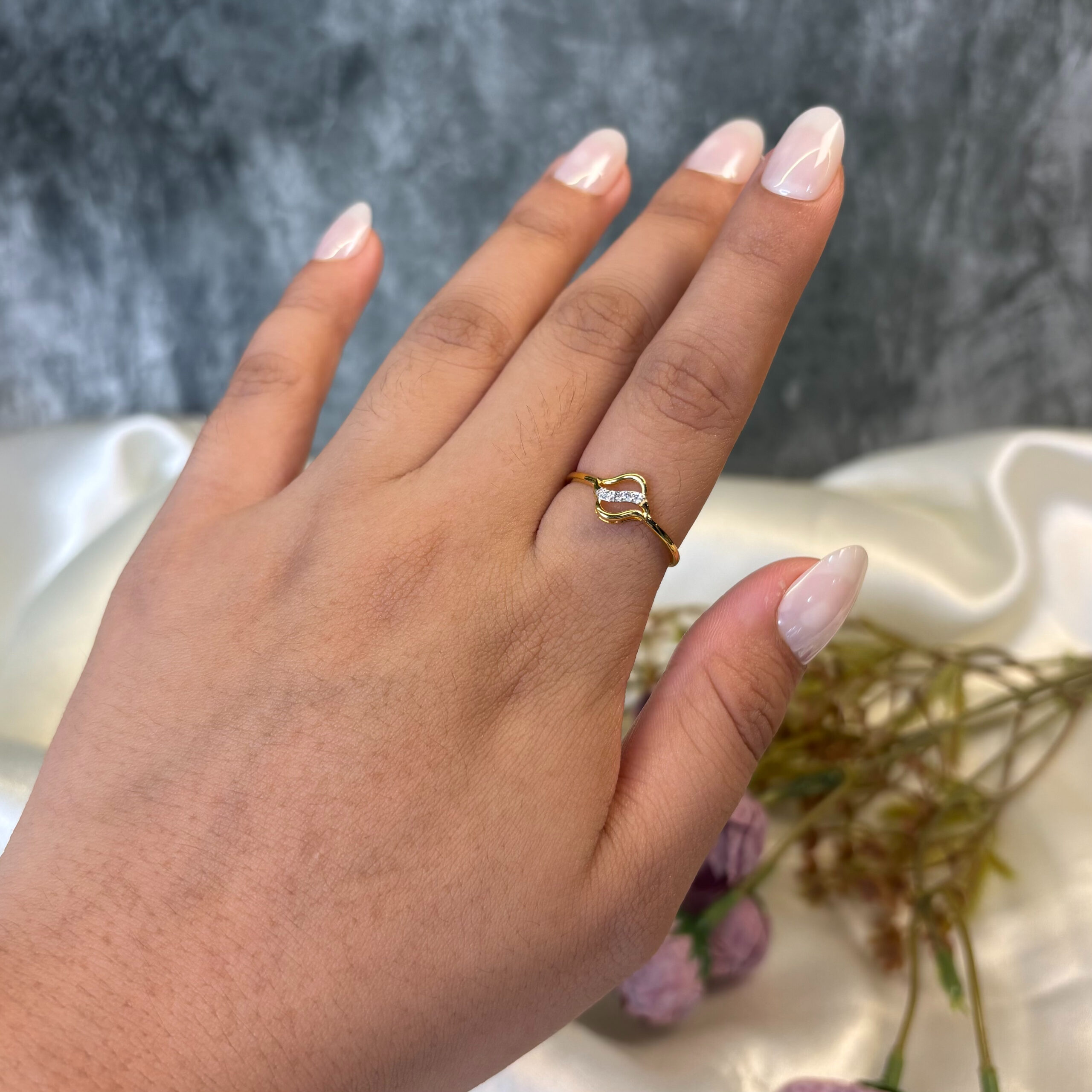 DIAMOND RING ( 9KT GOLD)