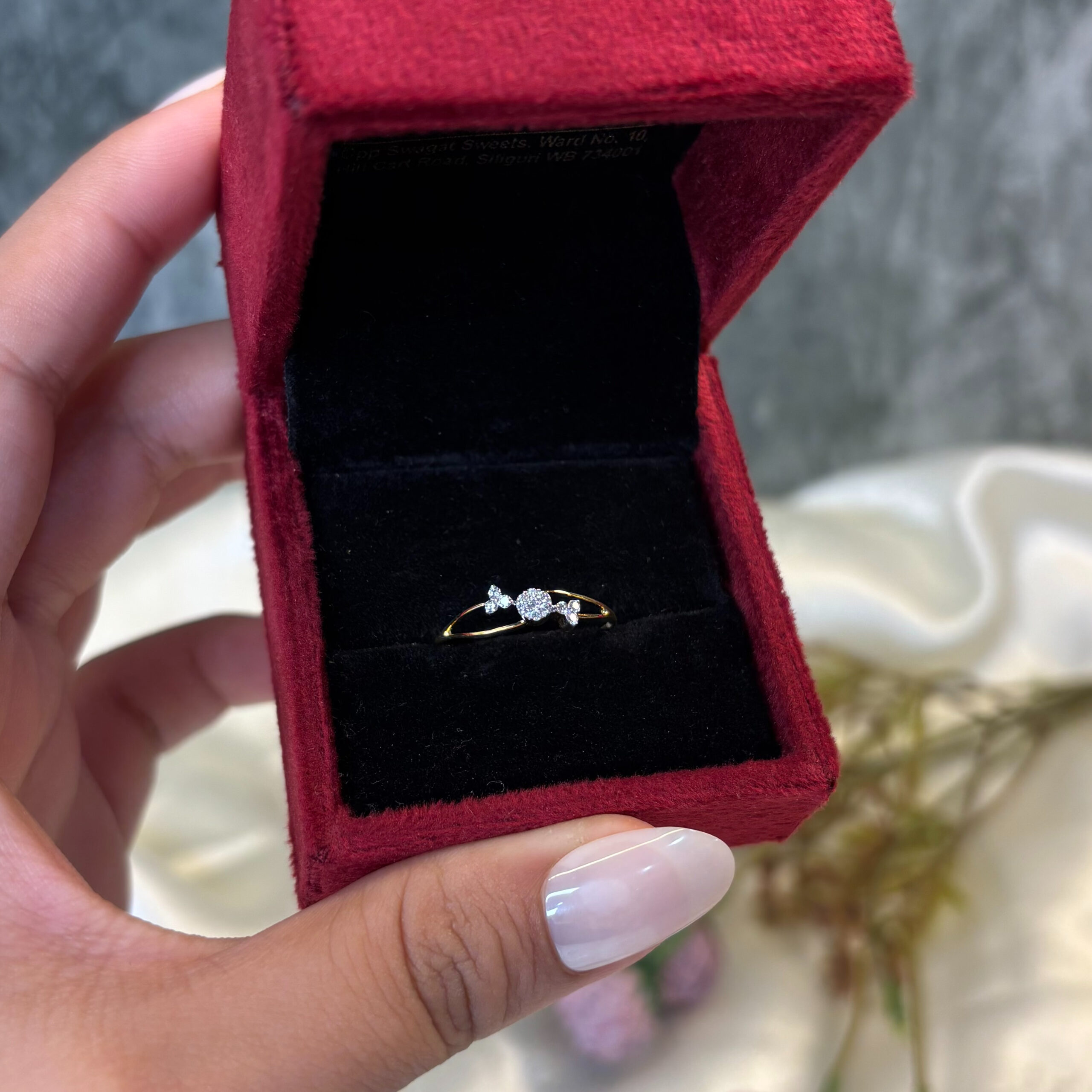 DIAMOND RING ( 9KT GOLD)