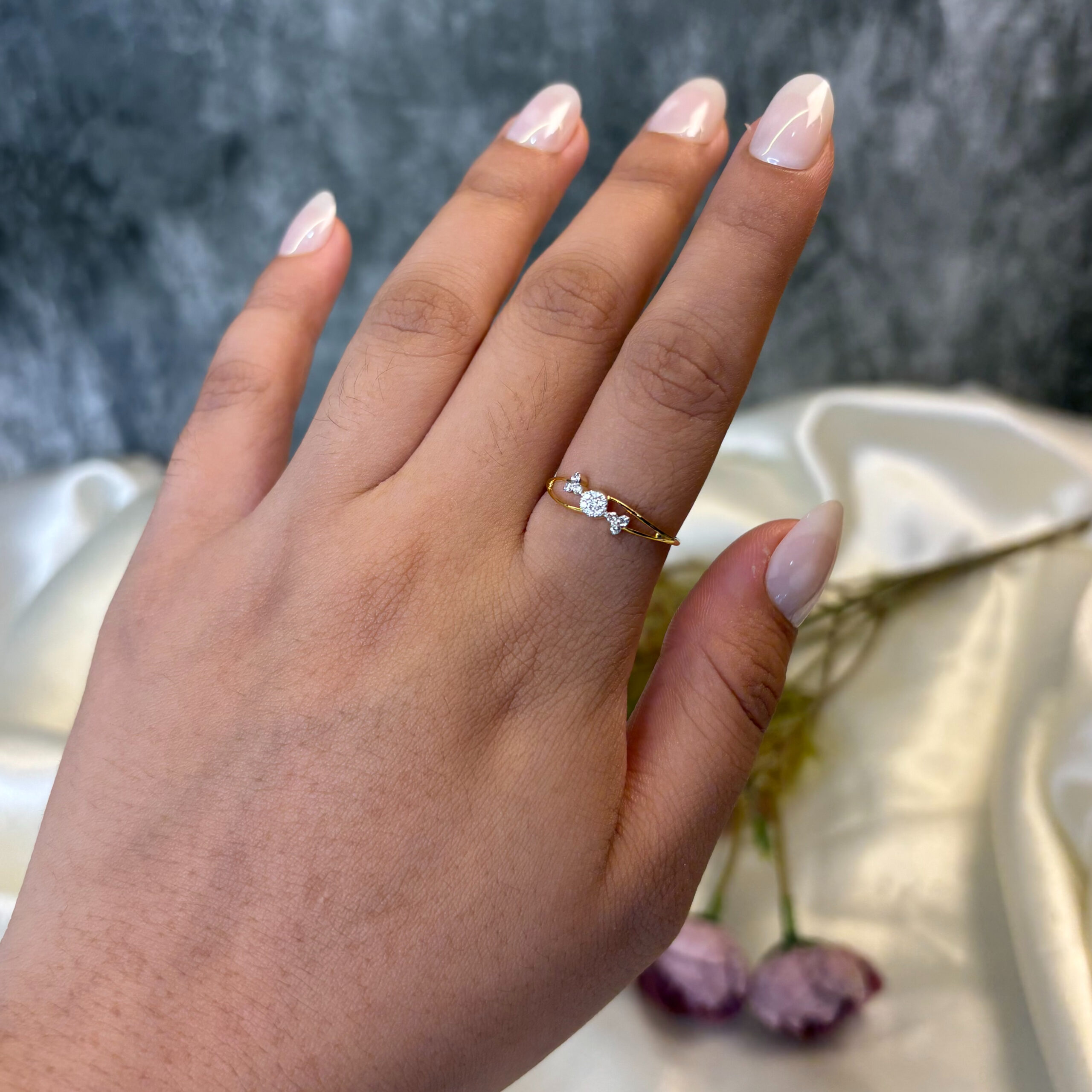 DIAMOND RING ( 9KT GOLD)