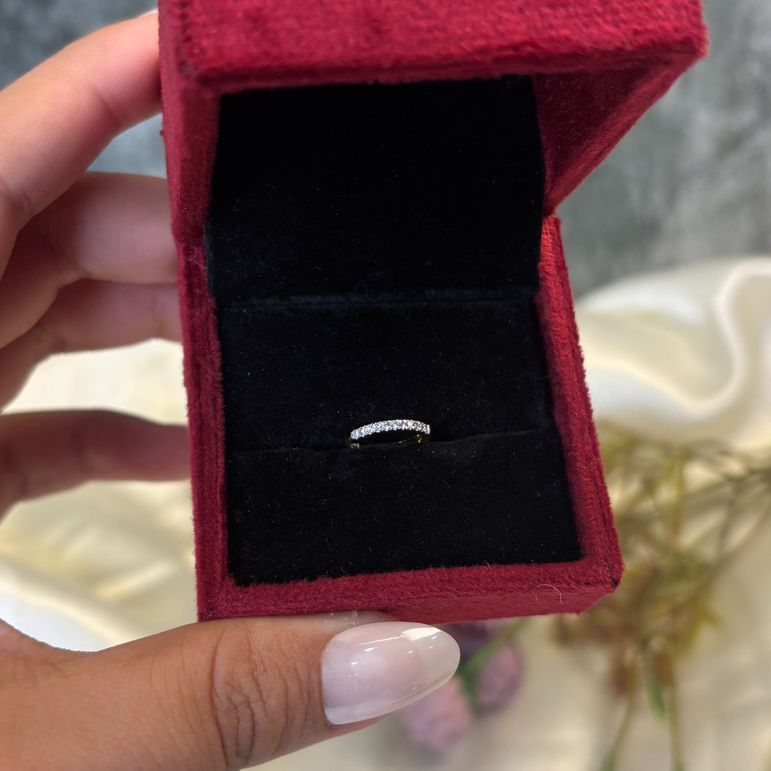 DIAMOND NOSE RING ( 18KT GOLD)