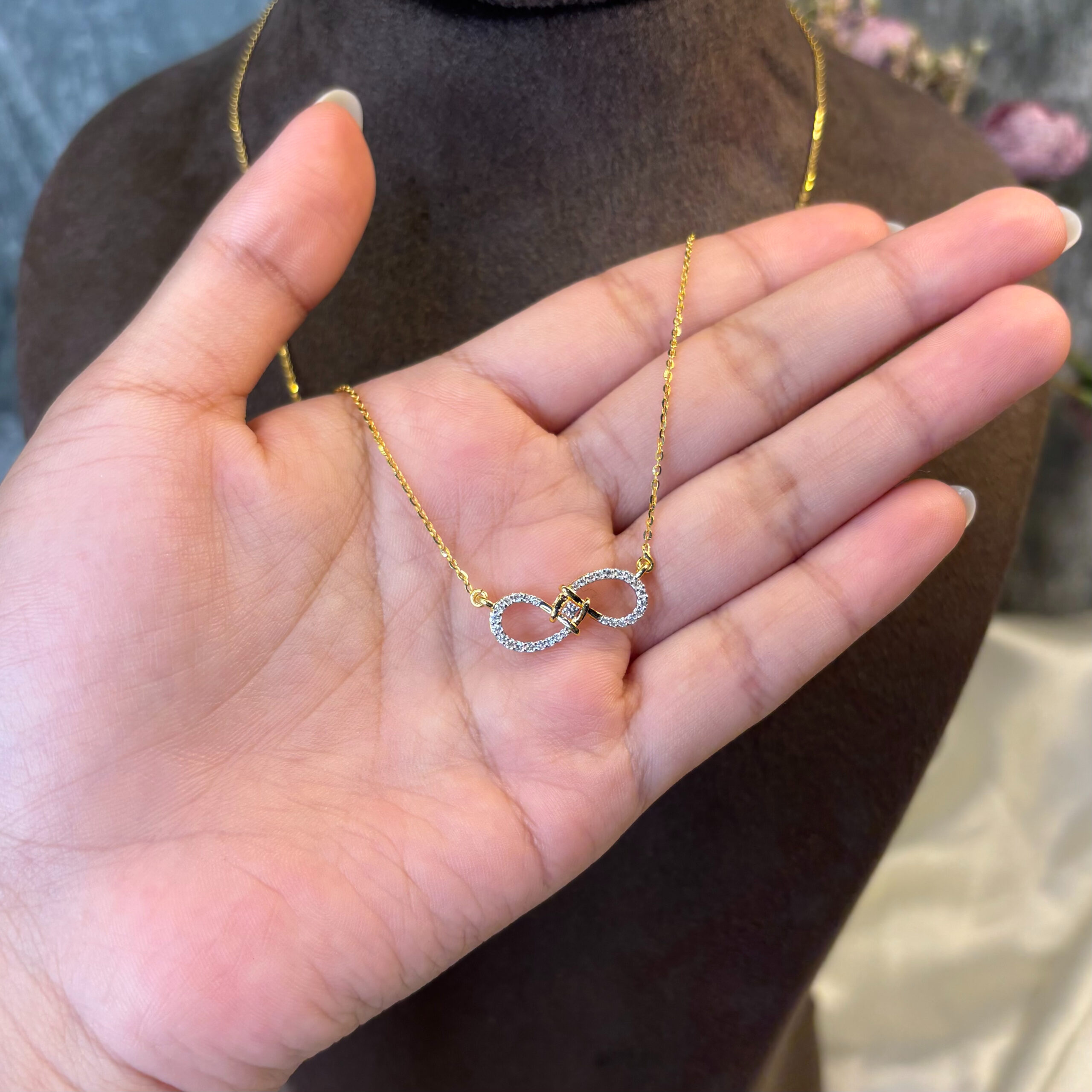 DIAMOND CHAIN ( 18KT GOLD)
