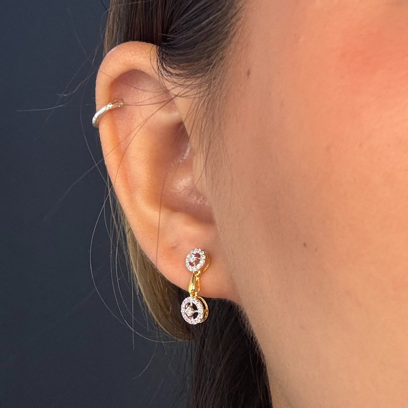 DIAMOND EARRING ( 18KT GOLD)