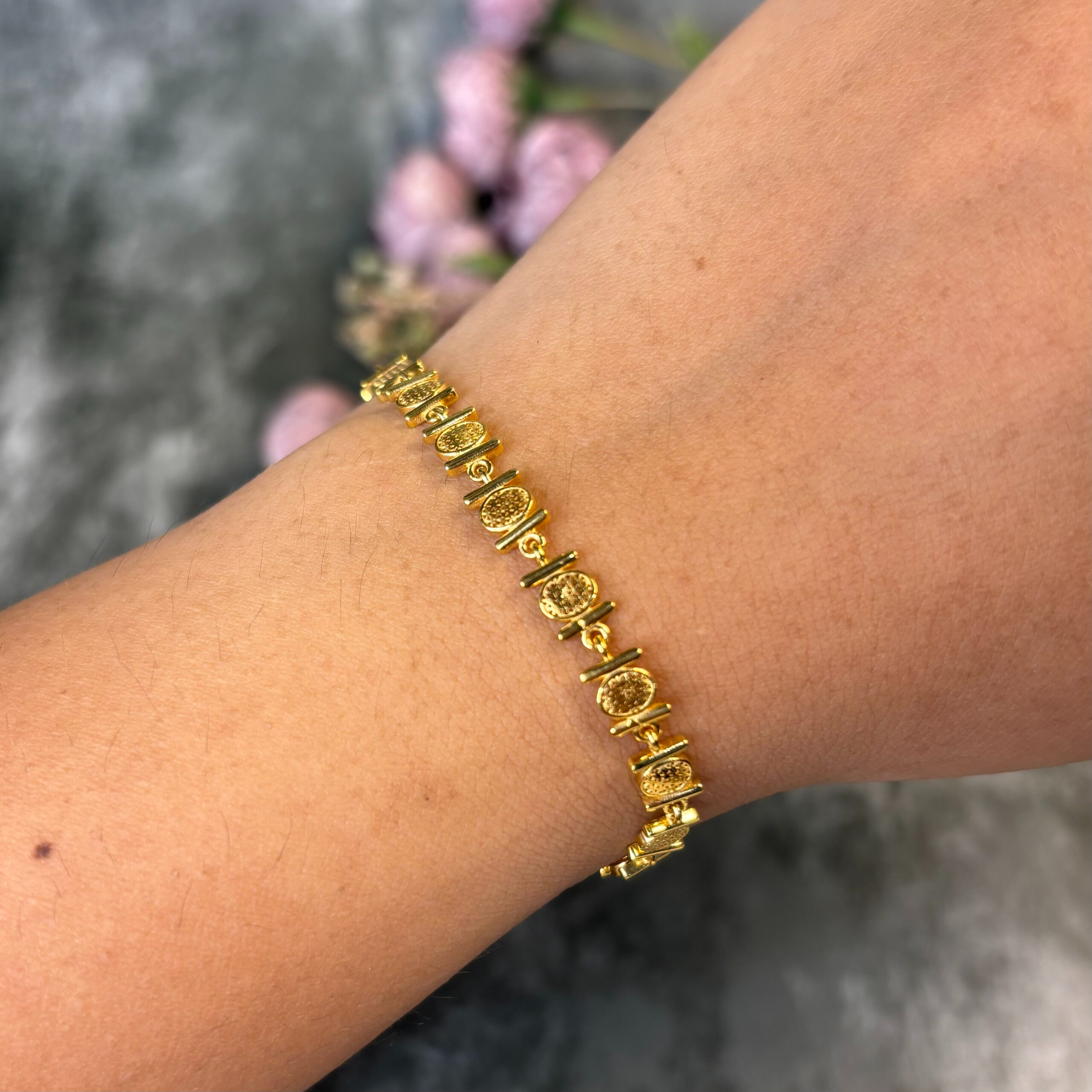 BRACELET ( 9KT GOLD)