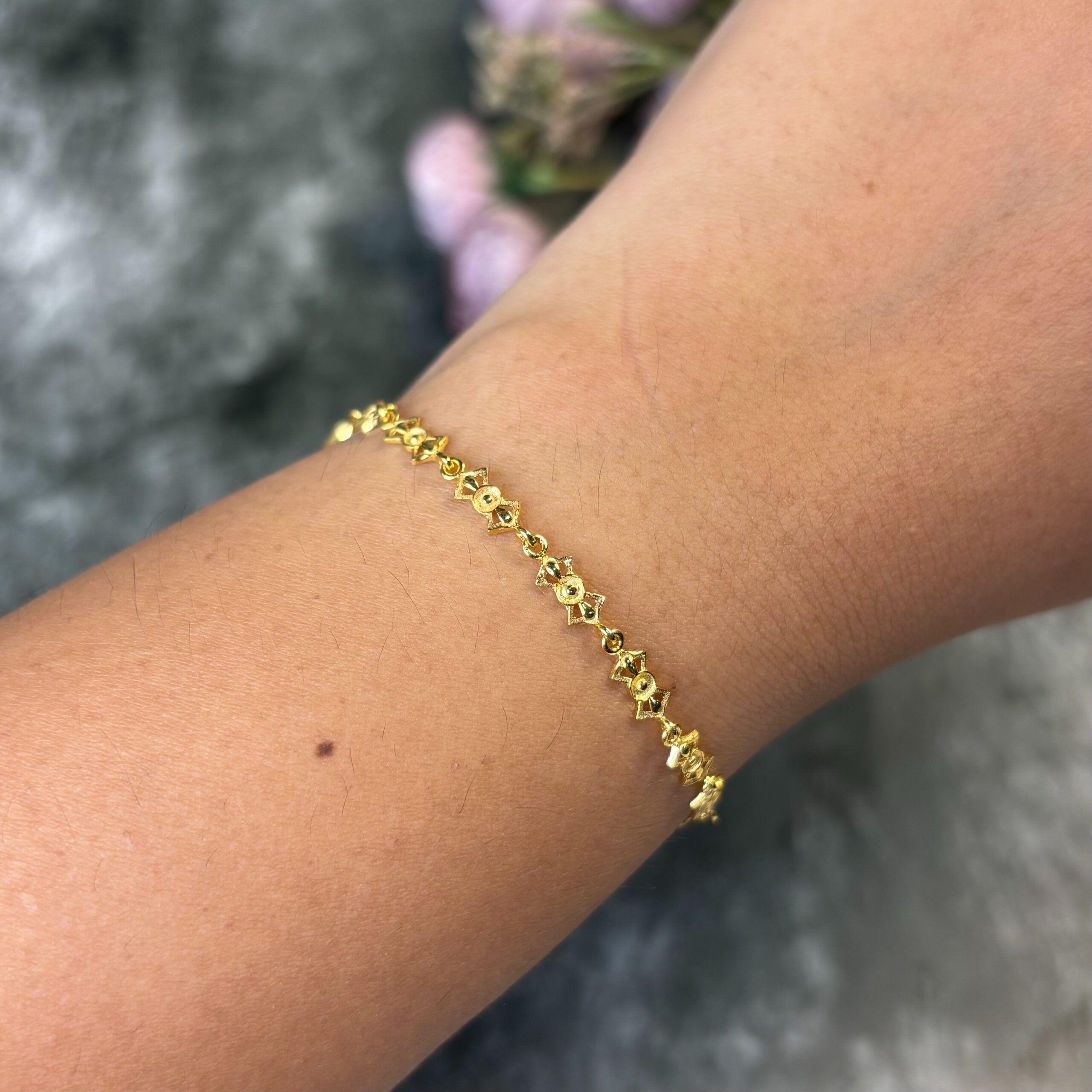 BRACELET ( 9KT GOLD)