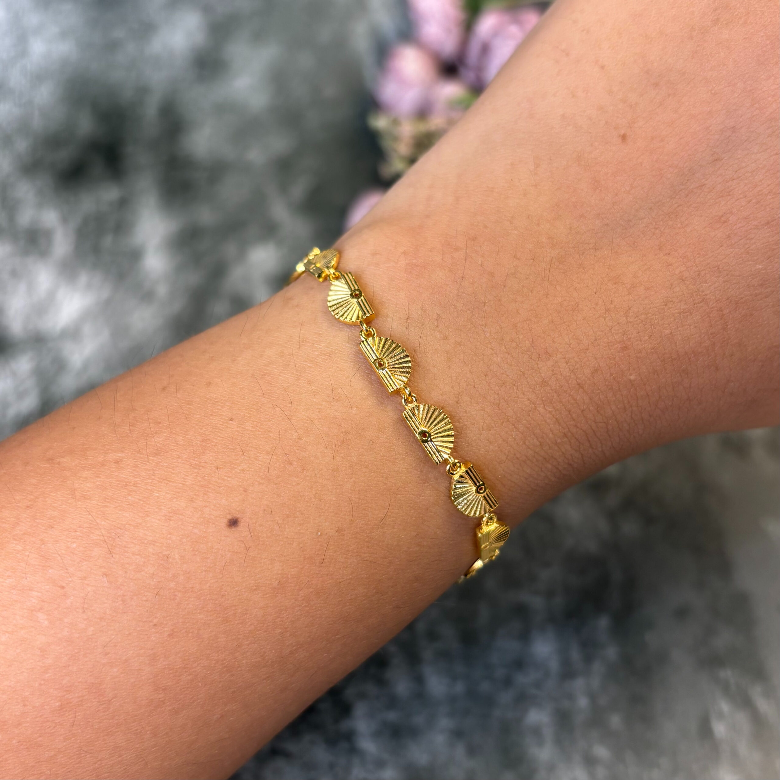 BRACELET ( 9KT GOLD)